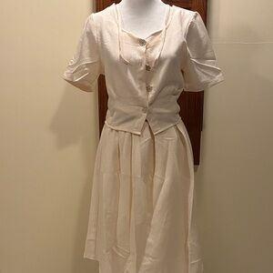 Chase Cream Textured top with Matching Skirt - size 2